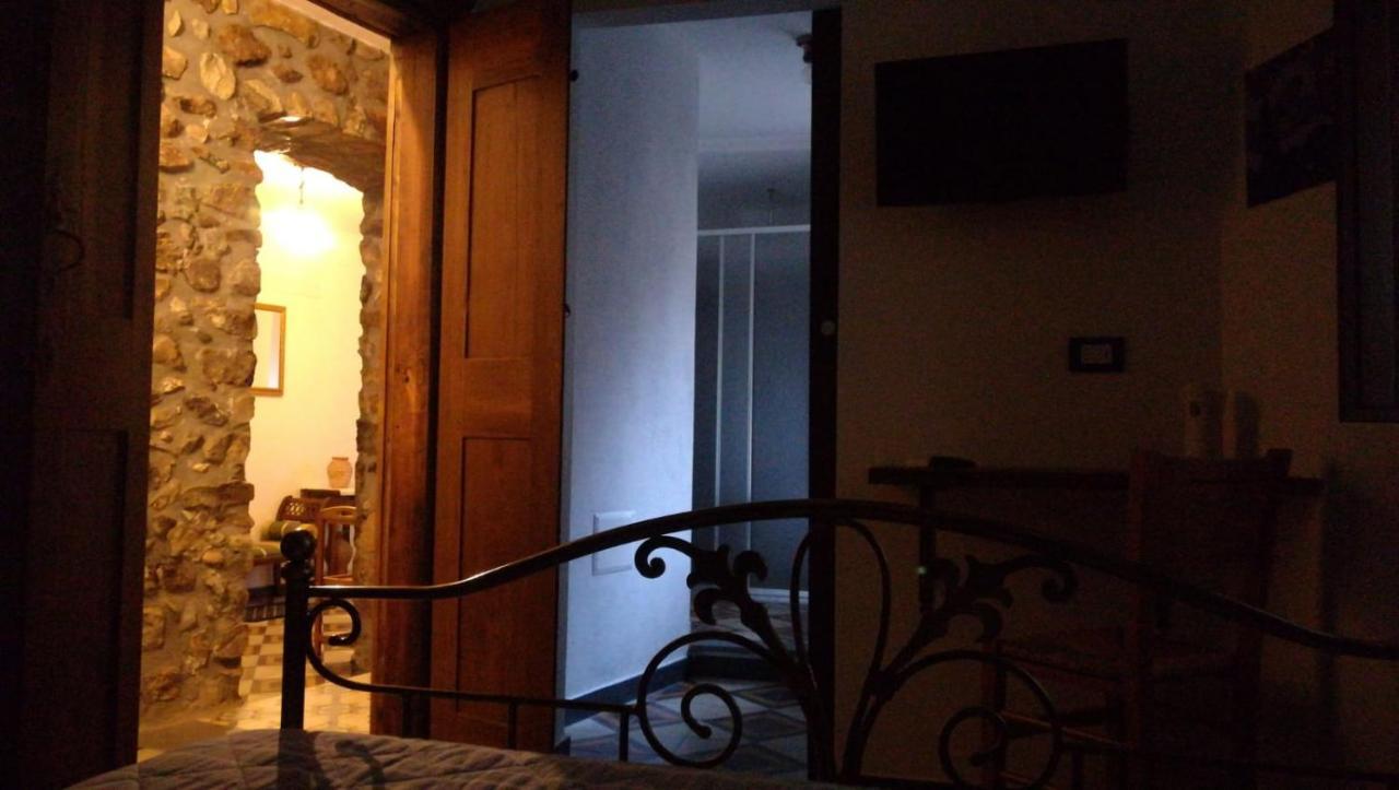 Bed and Breakfast Deiana Santu Lussurgiu Exterior foto