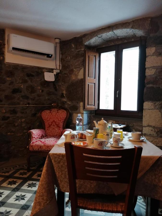 Bed and Breakfast Deiana Santu Lussurgiu Exterior foto
