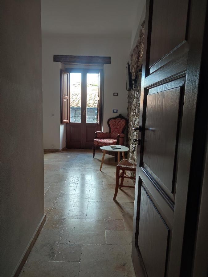 Bed and Breakfast Deiana Santu Lussurgiu Exterior foto